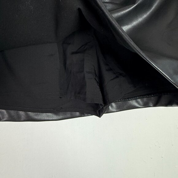 Abercrombie & Fitch Vegan Leather Mini Skort Skirt Black Size Small S EUC - Picture 5 of 12